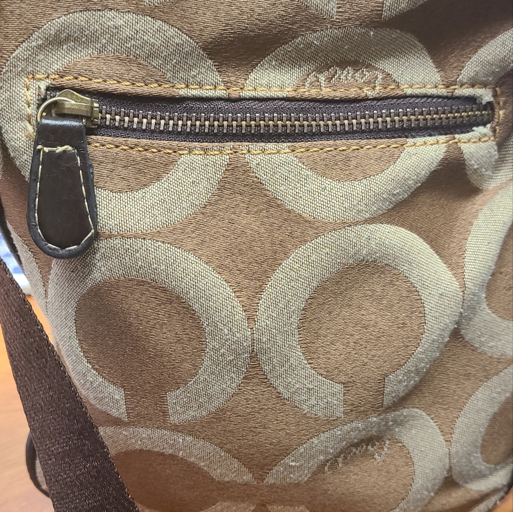 Coach crossbows bag